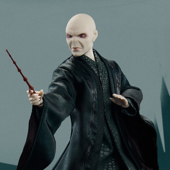 Harry Potter Collection Lord Voldemort Doll Deathly Hallows Wizarding World COA - Picture 4 of 11